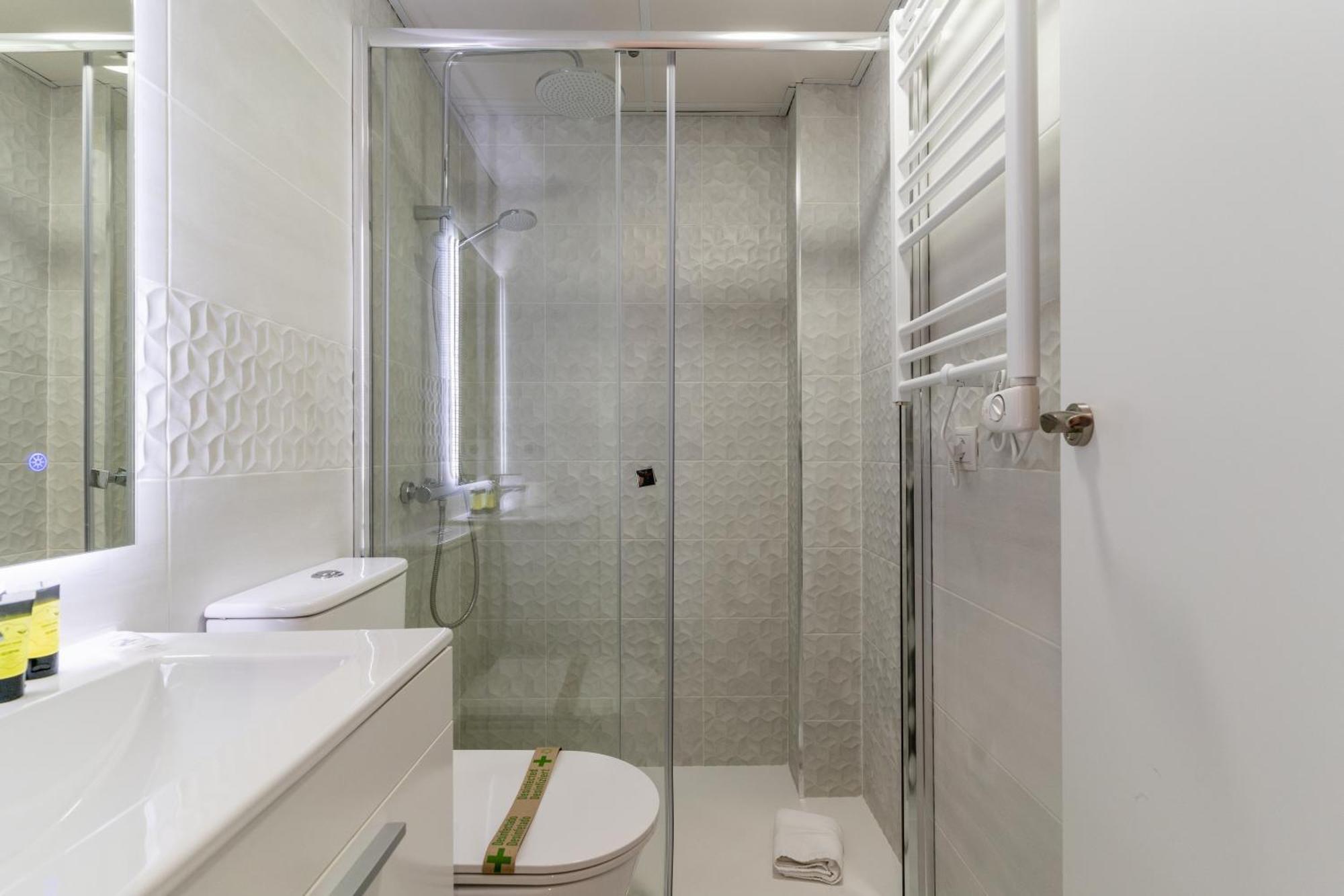 Modern Studio-1Bathroom-Chueca マドリード エクステリア 写真